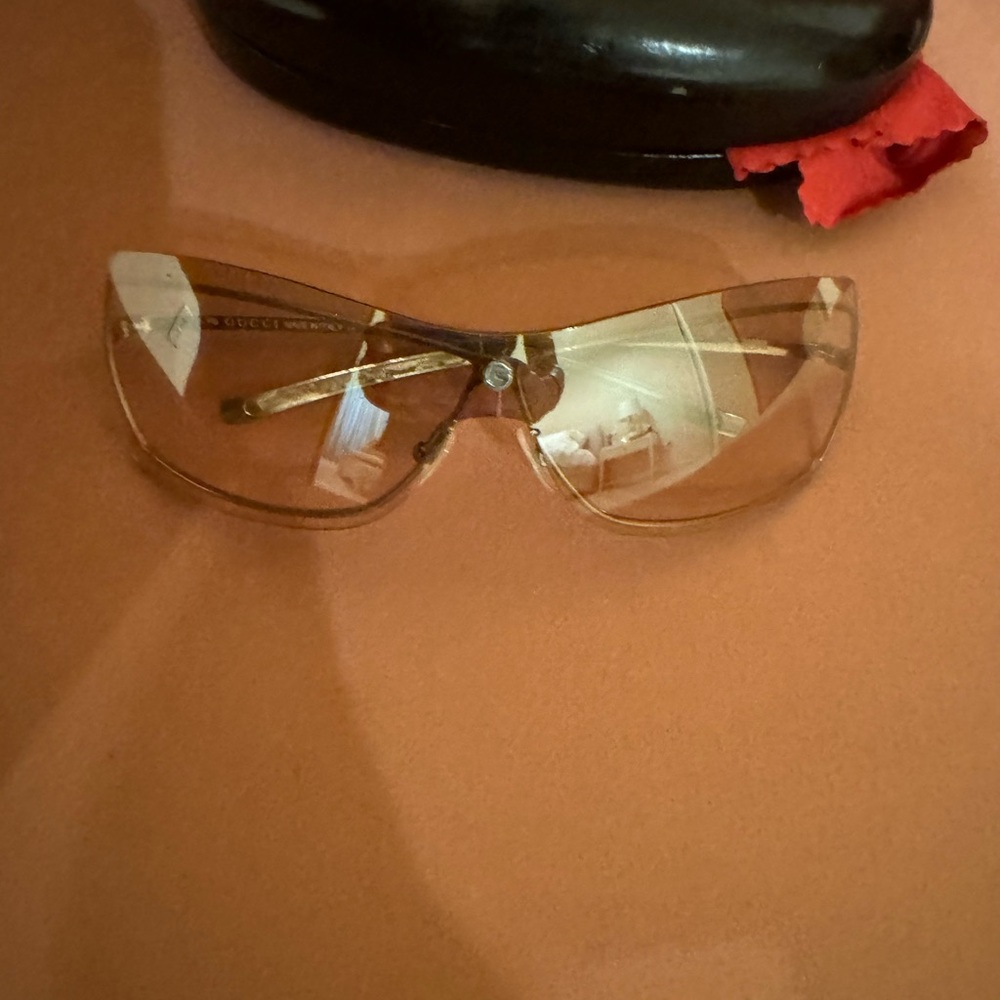 Gucci sunglasses